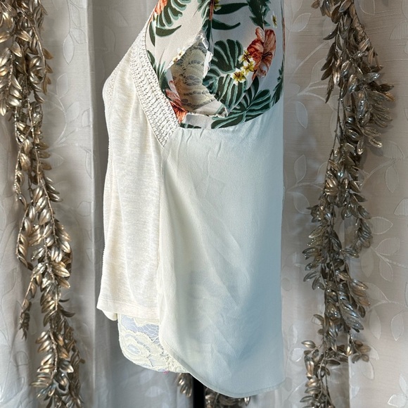 Miss Me Floral Sleeve Boho Blouse Small Ivory Tropical Print crochet Detail - Picture 5 of 9